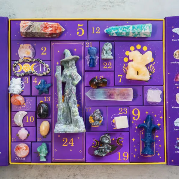 Halloween crystal countdown gift box paper craft project measuring 33.5cm wide
