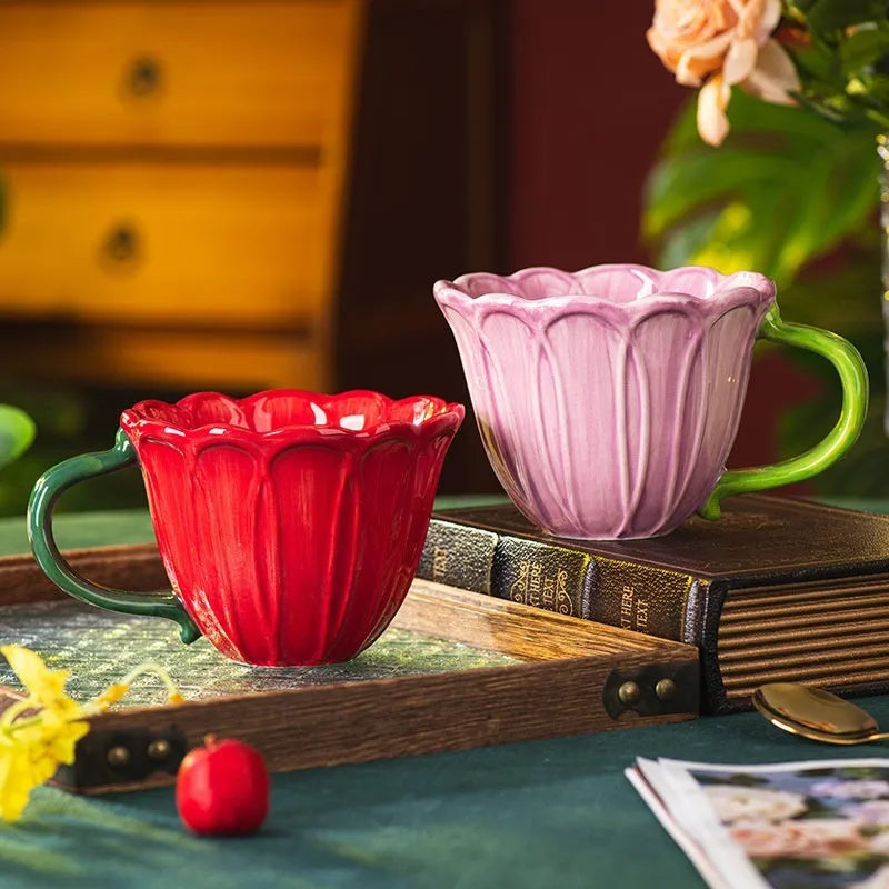 Floral pattern ceramic breakfast cup with 500ml capacity in pastoral style design