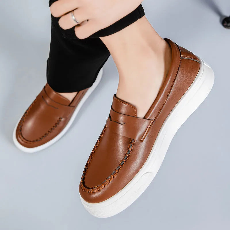 British style casual leather shoes with round toe in artificial PU material, available in three colours