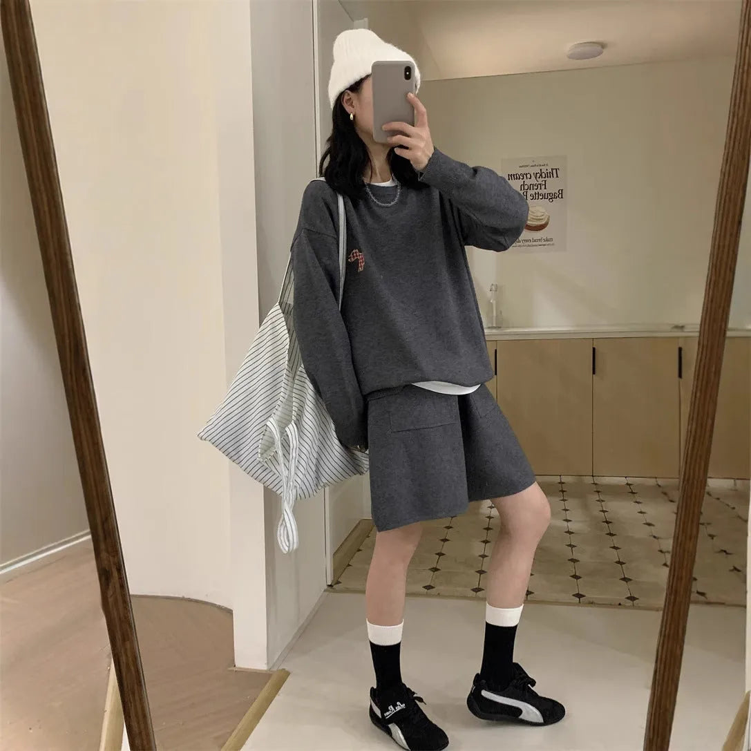 Women's knitted animal pattern shorts suit with embroidery in imitation cashmere