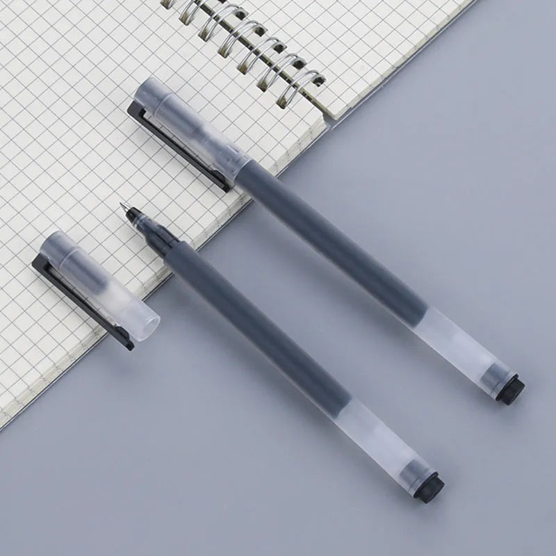 Xiaomi Giant Can Write Gel Pen with 0.5mm black tip and plastic shell