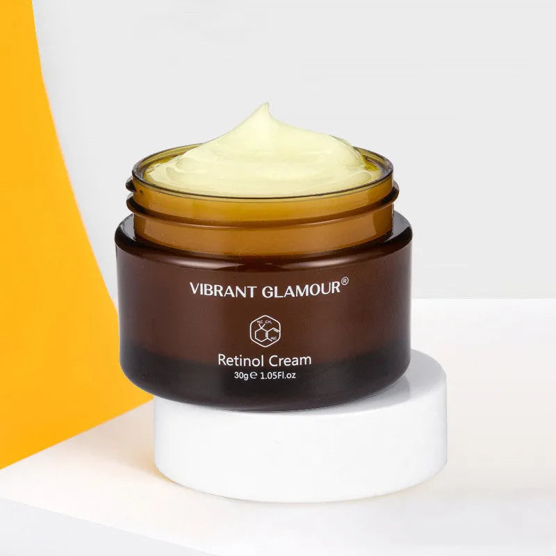 30ml retinol facial serum bottle for reducing fine lines and dry skin