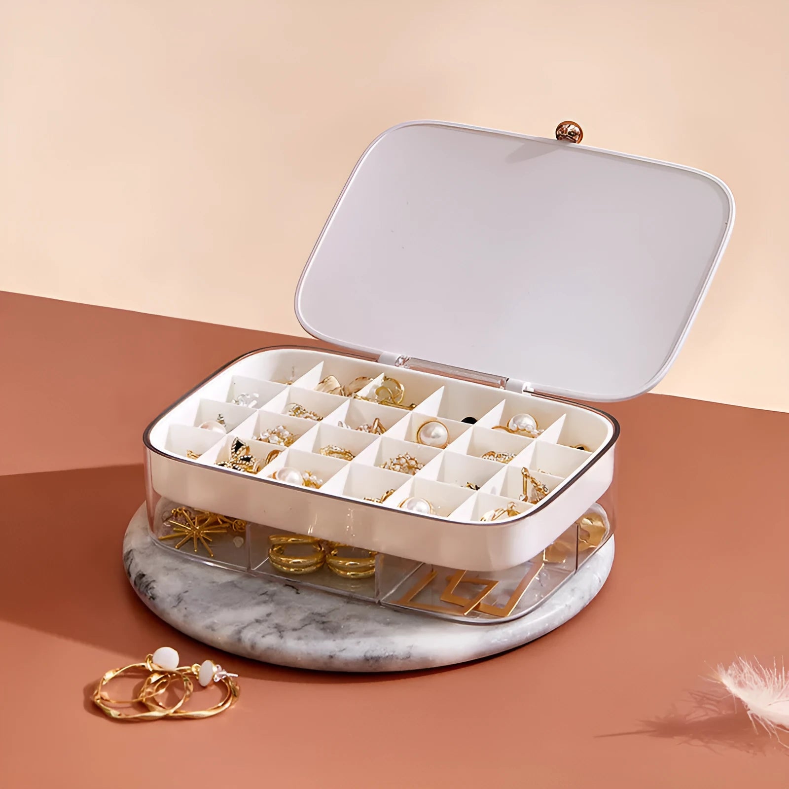 Modern minimalist jewelry storage box with multi-layer compartments measuring 17×11×4.6cm