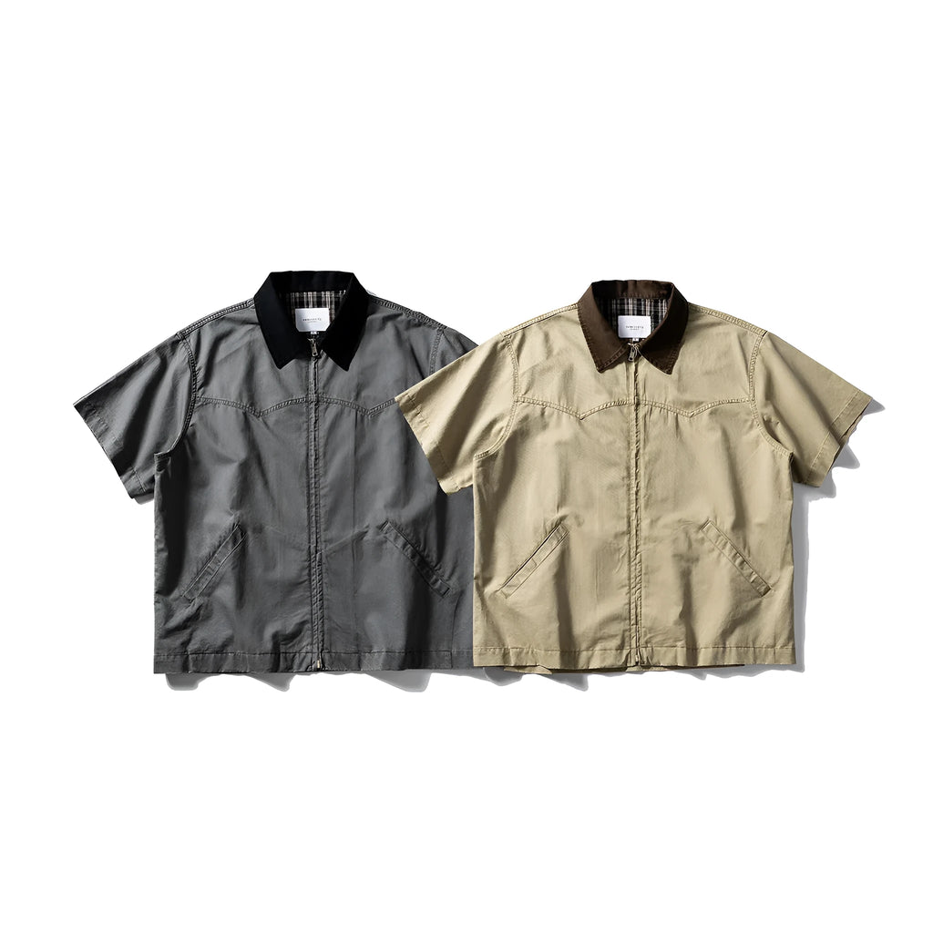 Men's washed cotton overalls shirt with short sleeves in khaki colour, loose fit cardigan style