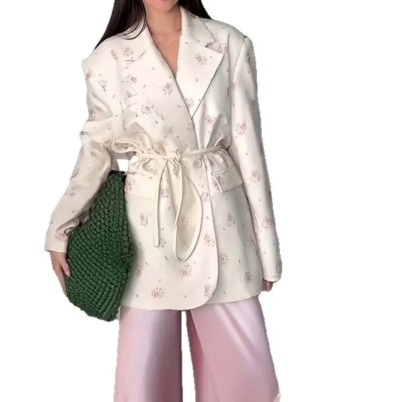Collar lace-up waist-tight suit jacket in a choice of colours on a model.