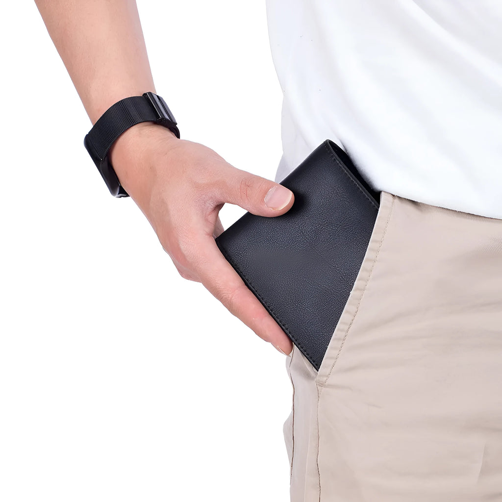Soft cowhide trifold wallet for men in black with European and American retro print genuine leather