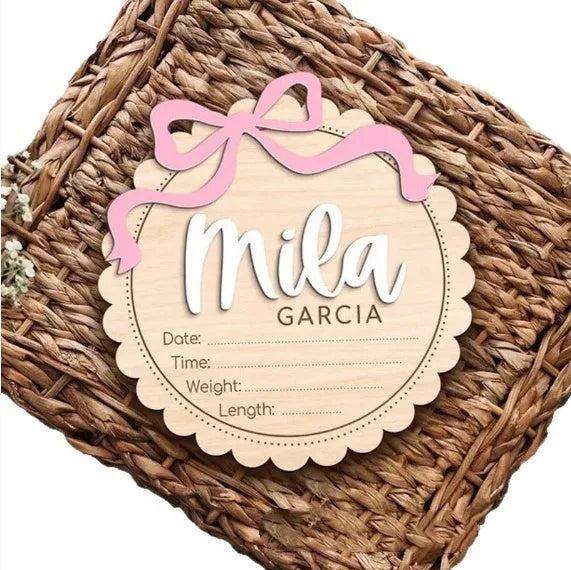 Square wooden baby room decoration ornament with space for a customised name