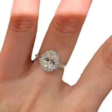 Silver geometric ellipse adjustable ring with diamond treatment on copper