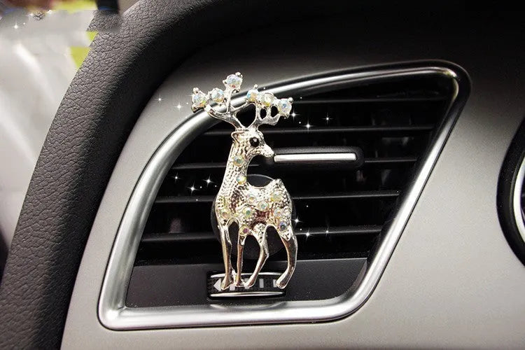 Alloy car fragrance clip with liquid perfume for air vent attachment in decorative designs