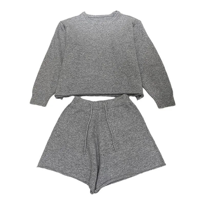 Womens loose-fitting long sleeve sweater with knitted wide leg shorts two-piece set in five colour options