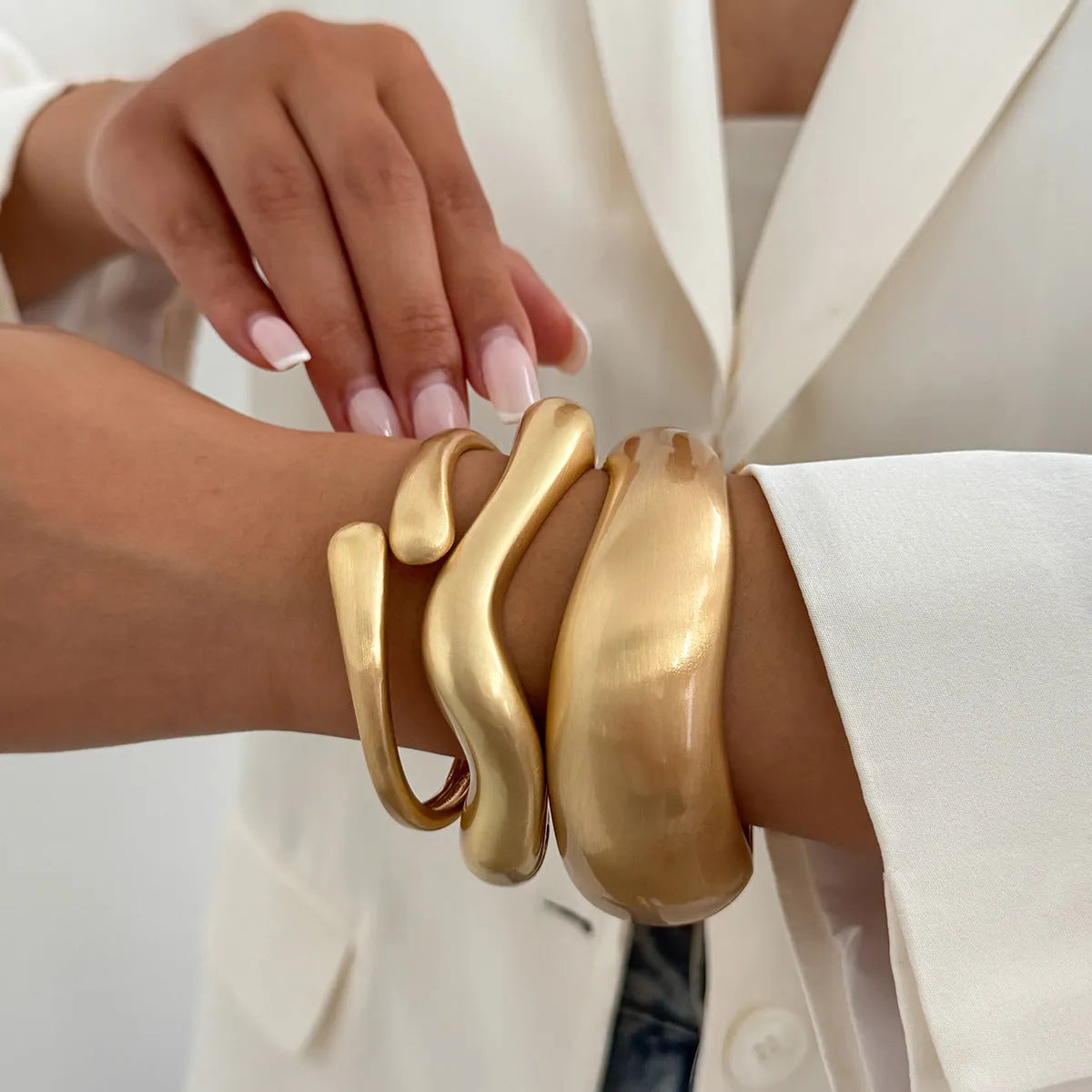 Alloy opening bracelet ellipse shape electroplated finish matte gold colour cold wind style