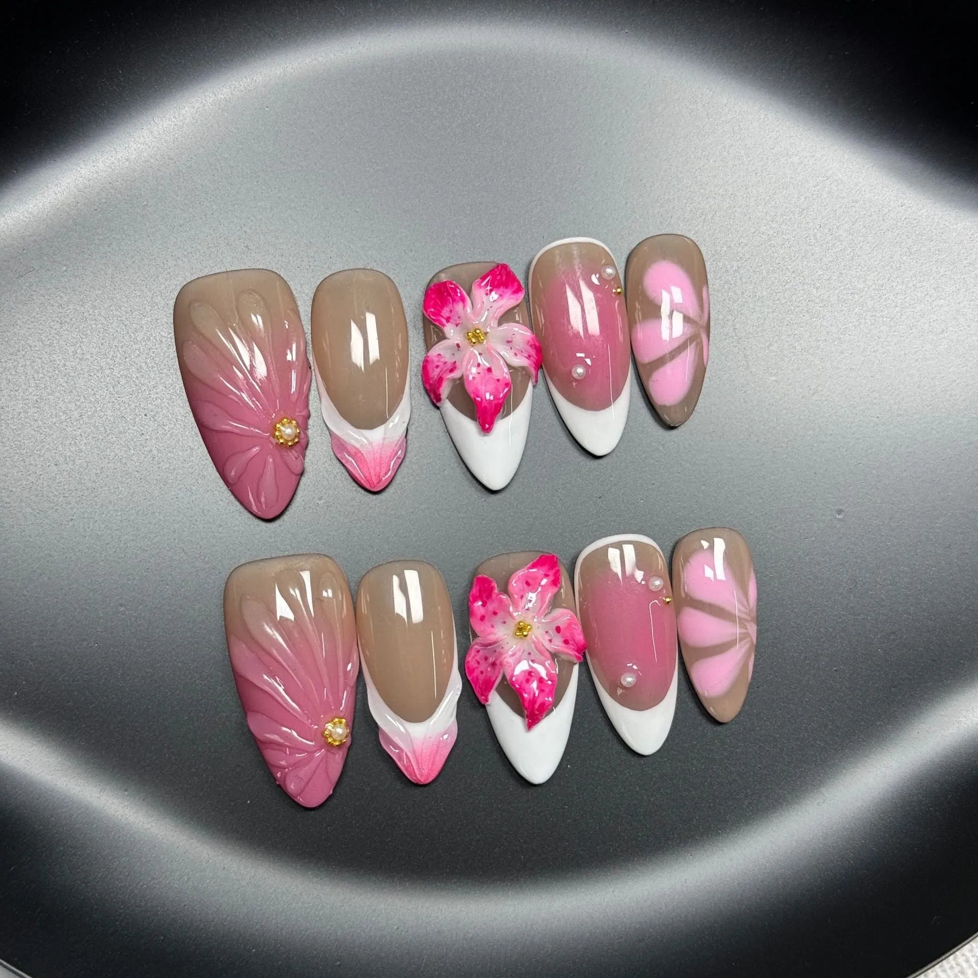 French Style Lily Fluid Ice Flower three-dimensional plastic nail art armour set in almond style.
