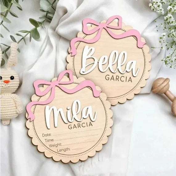 Square wooden baby room decoration ornament with space for a customised name