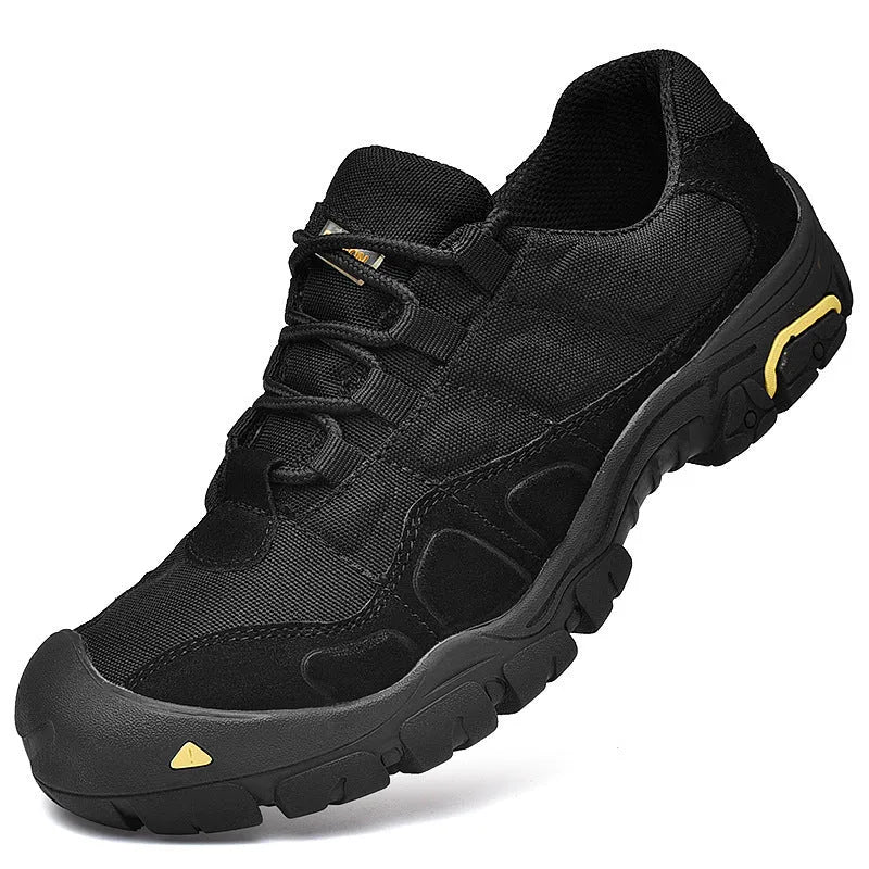 Non-slip breathable canvas hiking shoes in black with rubber sole and low top design