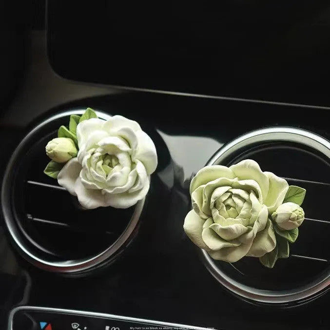 Jasmine car perfume diffuser on air vent with 5ml essential oil bottle