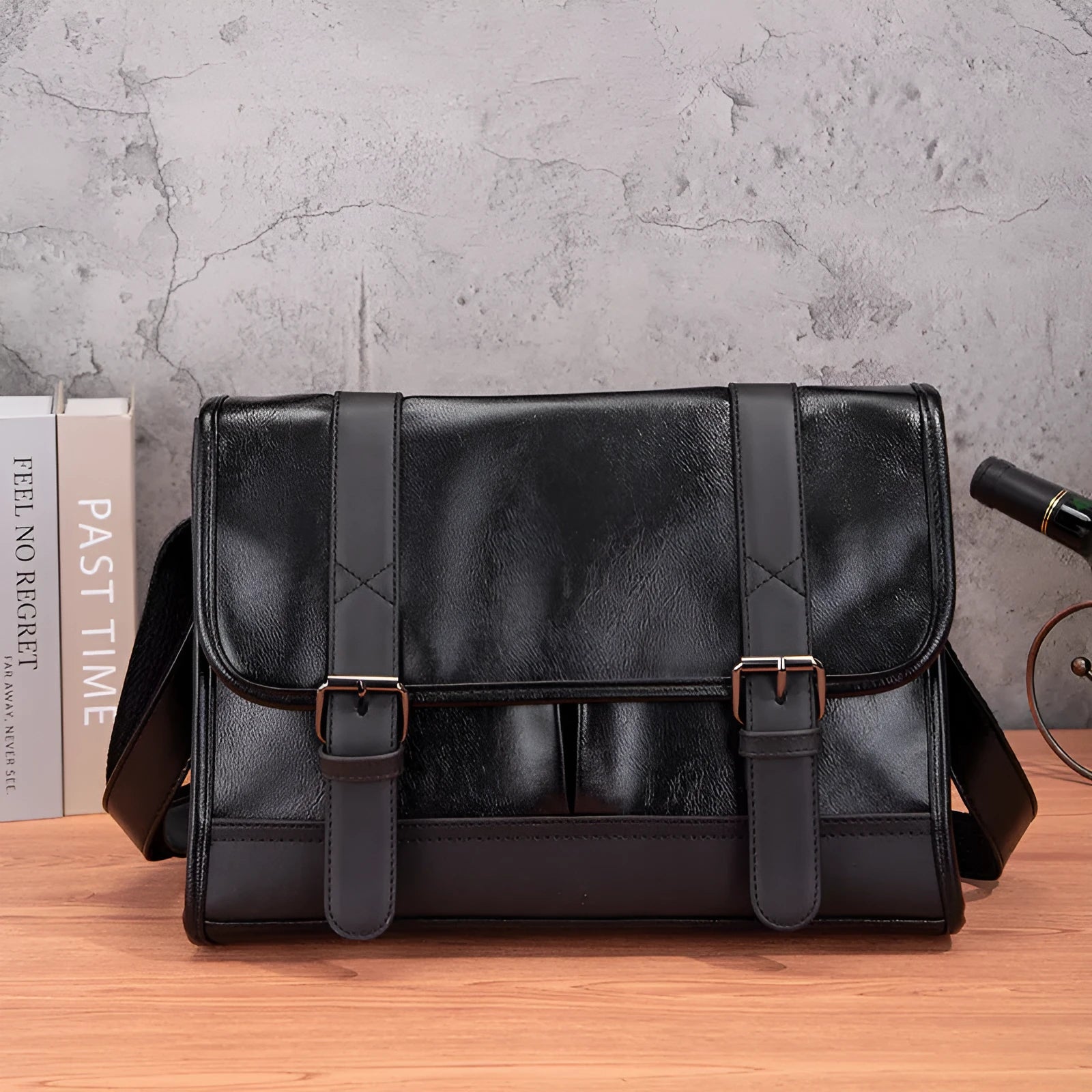 Black Korean-style men's commuter backpack with anti-theft function made from PU material