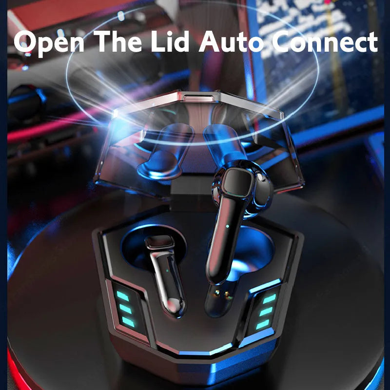 Wireless Bluetooth gaming headset with low latency and noise reduction features