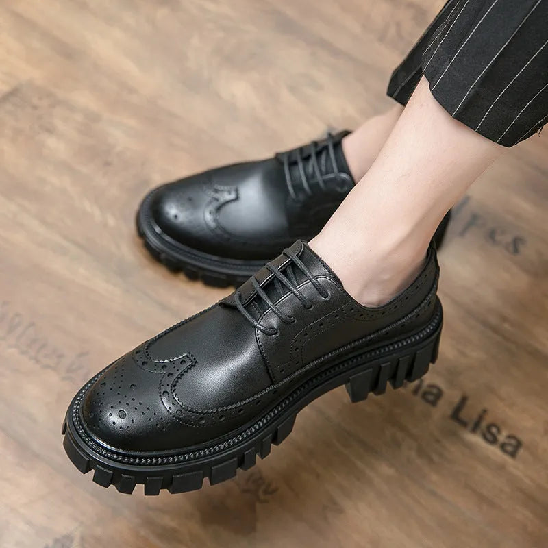 Men's black and brown brogue business shoes with round toe and PU leather upper