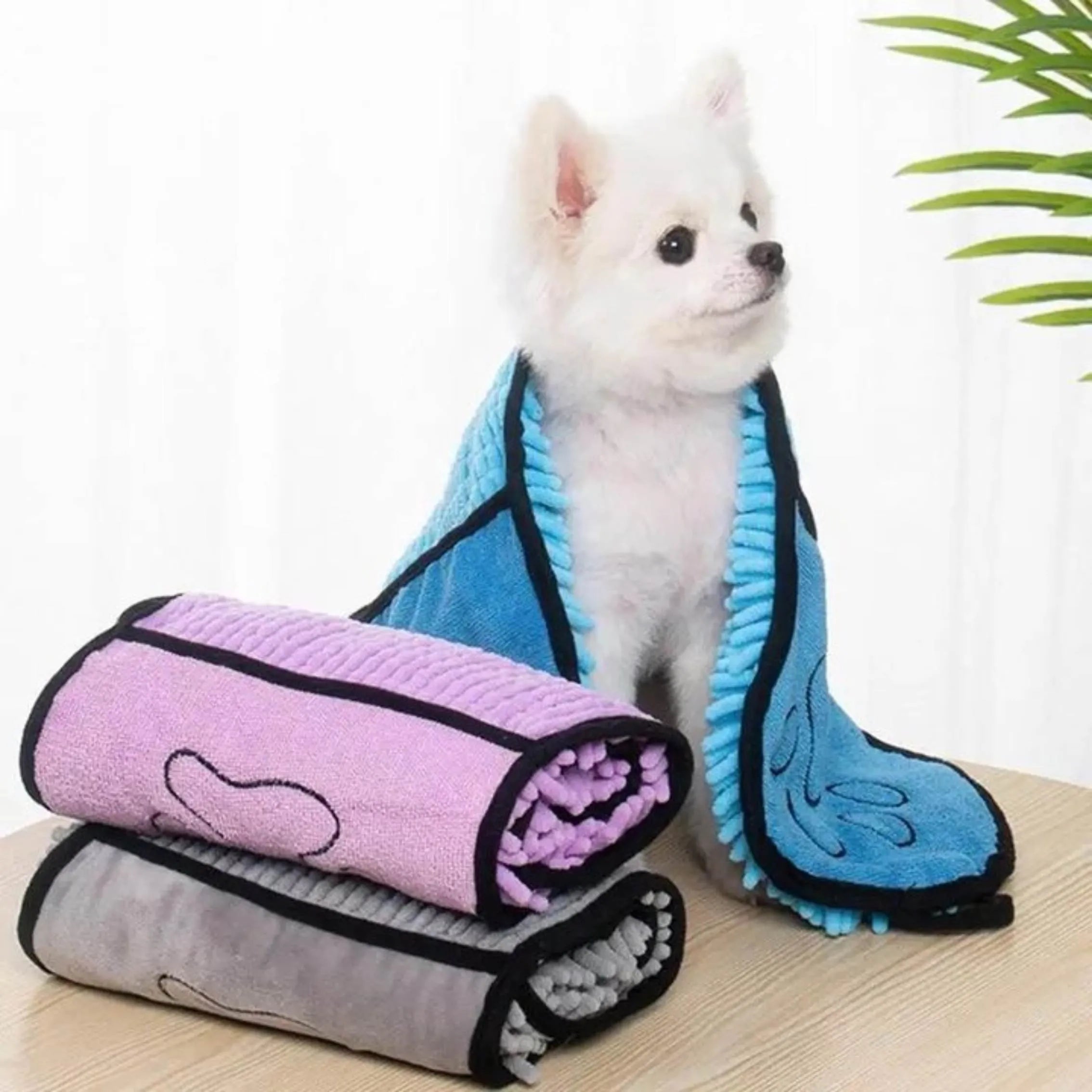Microfibre pet bath robe towel for dogs and cats in blue, grey, purple or red