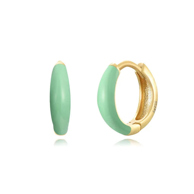 Epoxy oval curved earrings in seven colours with U-shaped geometric design