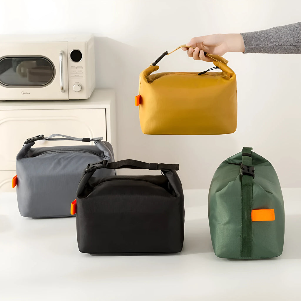 Japanese style insulated lunch bag in Oxford cloth with thermal preservation functions
