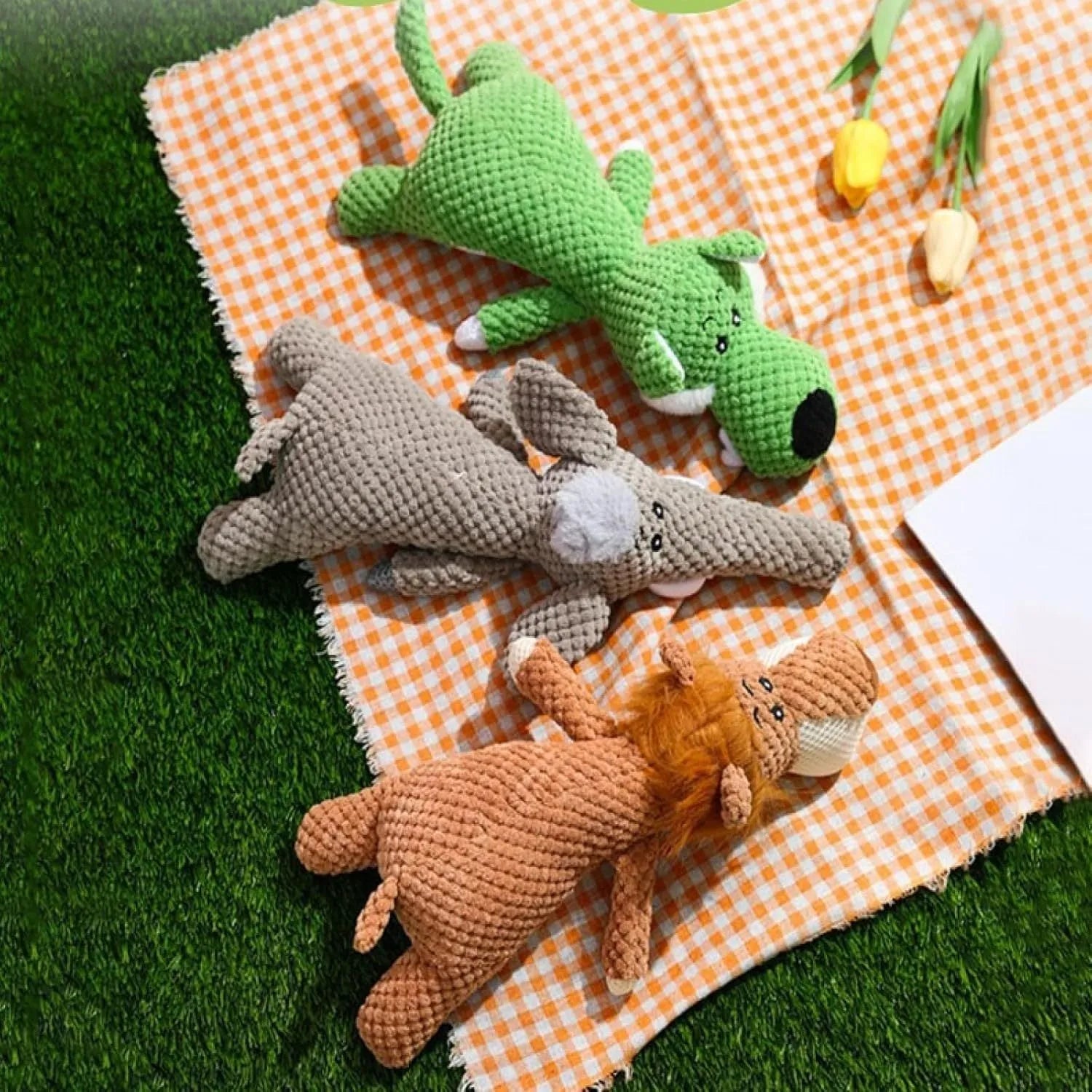 Animal shaped plush dog chew toy with corn kernel texture design for teeth cleaning