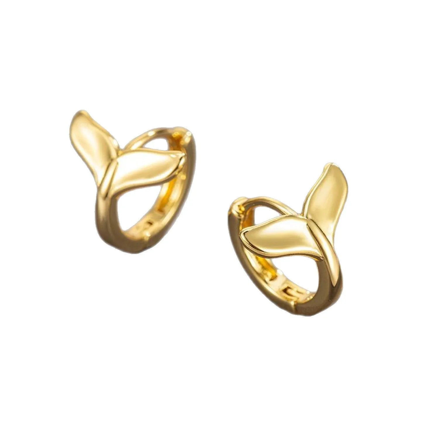 A pair of simple fishtail design earrings in a choice of white gold or yellow gold colour.