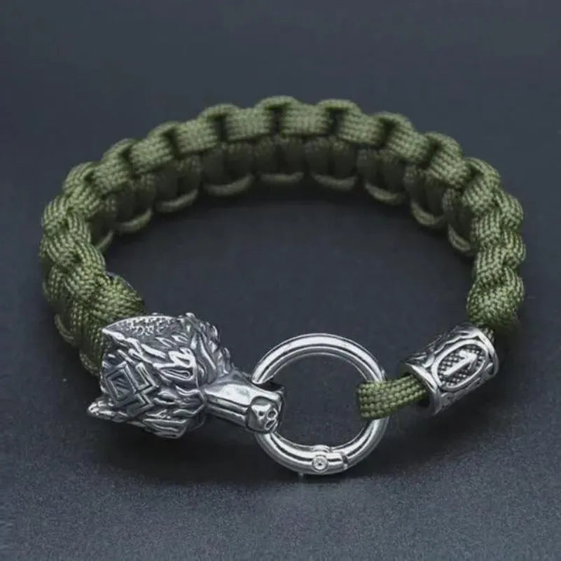 Stainless steel wolf head bracelet with Luen characters in camouflage colour.