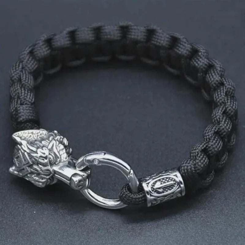 Stainless steel wolf head bracelet with Luen characters in camouflage colour.