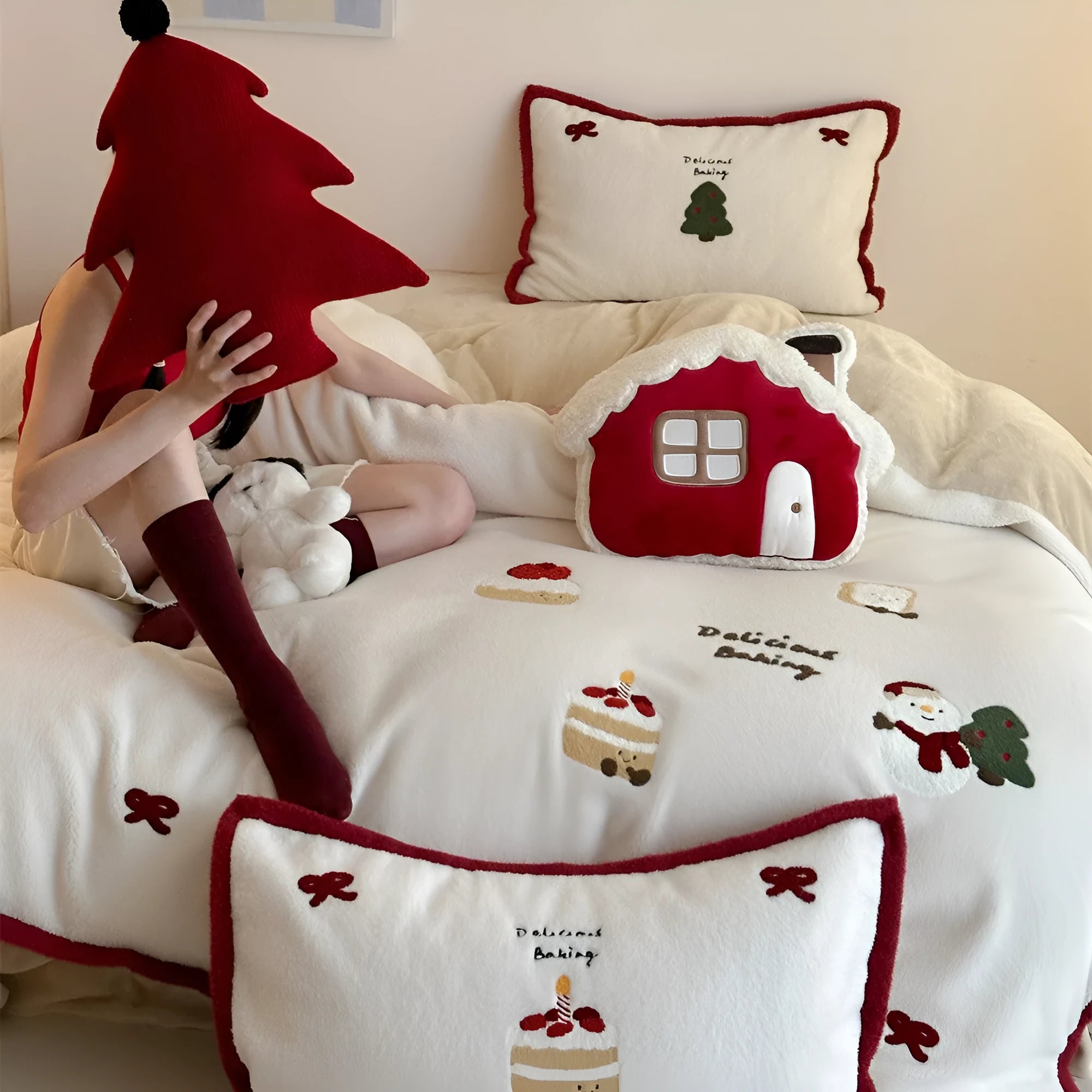 Girls cartoon winter Christmas themed bedding four-piece set showing Snow Buddy Milk Pastry print on duvet cover and pillowcases.