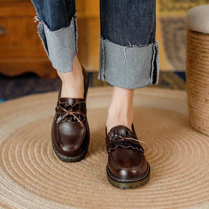 British style women's leather shoes with round head toe, chunky flat heel, in black or brown colours
