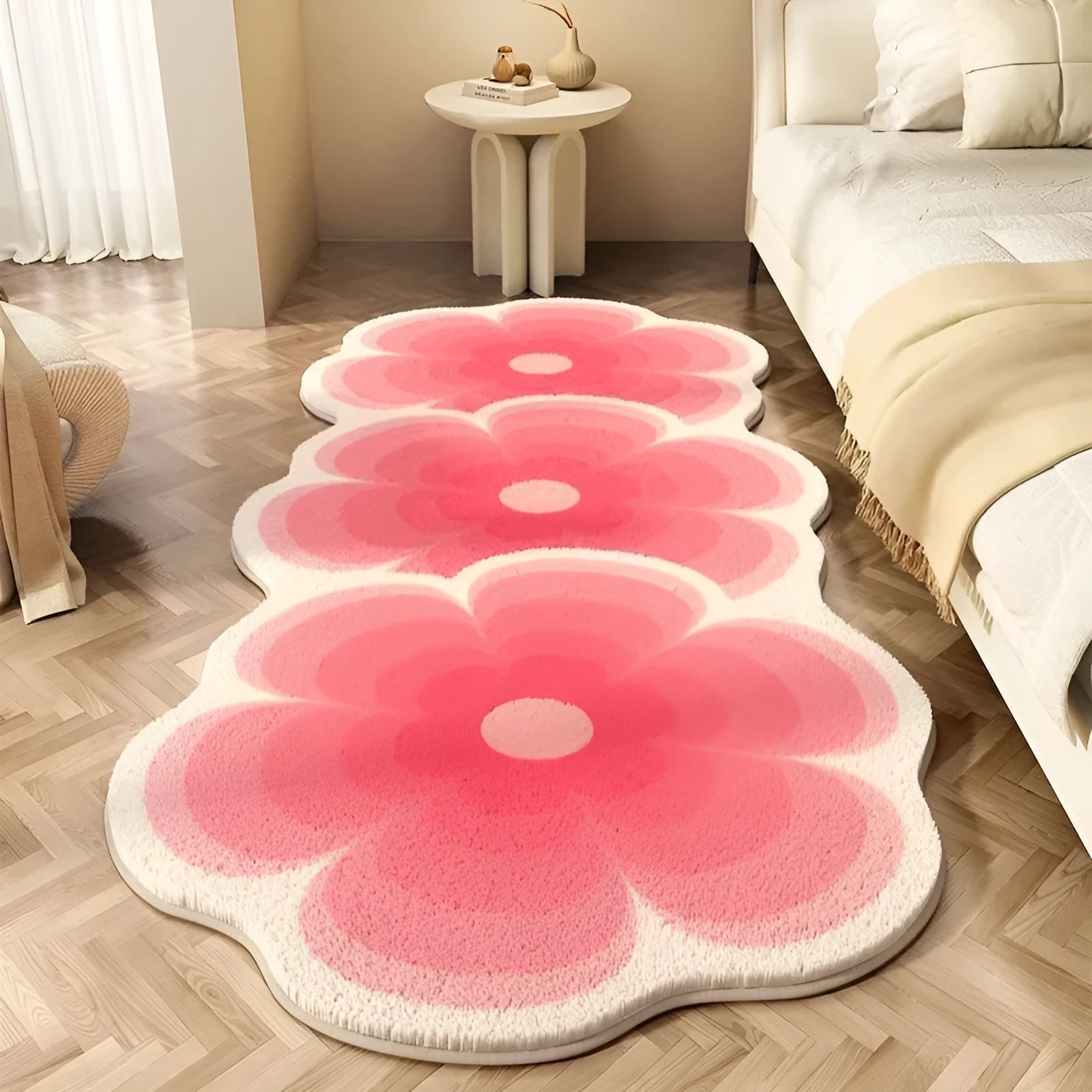 Flower shaped cashmere bedside blanket with cartoon alien design in polyester fibre