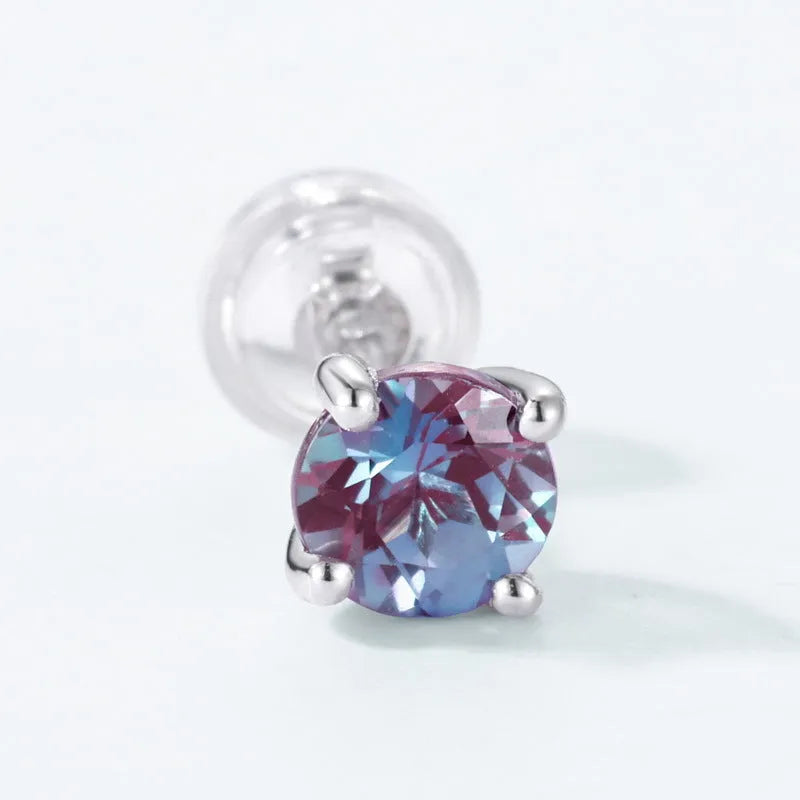 925 silver ear studs with geometric shape and cultivate Alexandrite colour