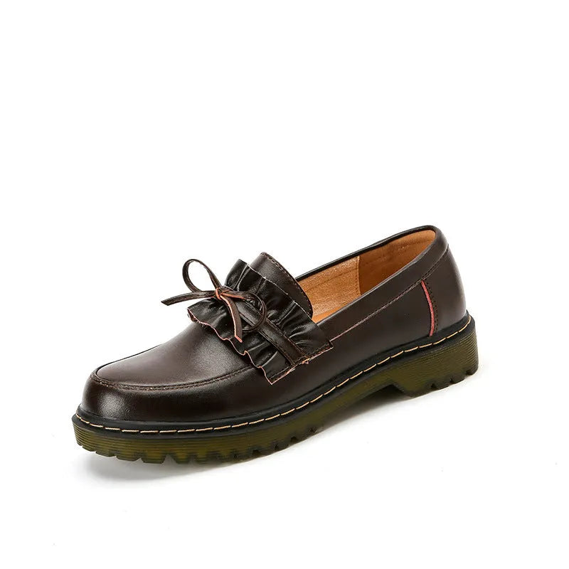 British style women's leather shoes with round head toe, chunky flat heel, in black or brown colours