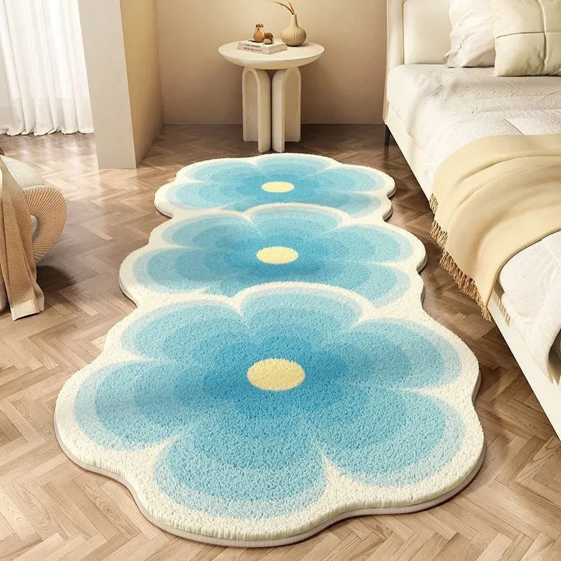 Flower shaped cashmere bedside blanket with cartoon alien design in polyester fibre