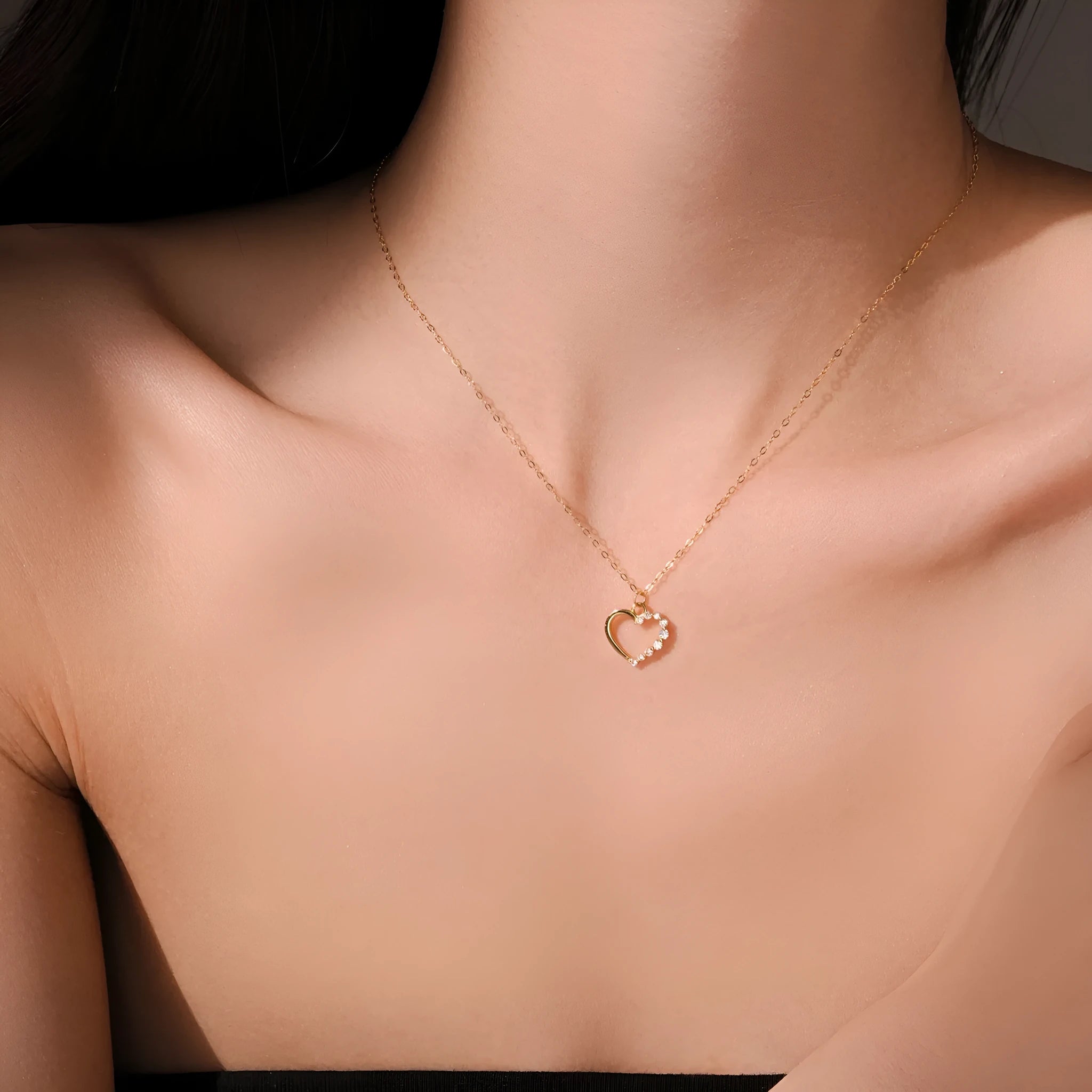 S925 sterling silver hollow heart and circle pendant necklace on a regular chain for women.