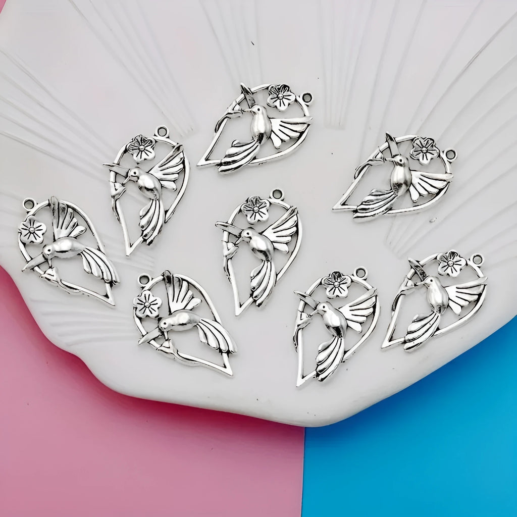Alloy magpie pendant with electroplated P234 finish for DIY jewellery making