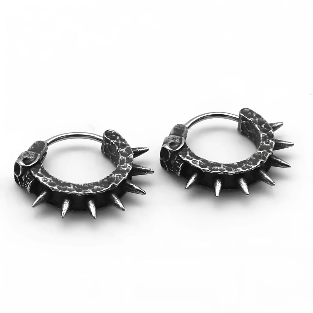 Geometric alloy earrings with motorcycle punk style in retro black colour