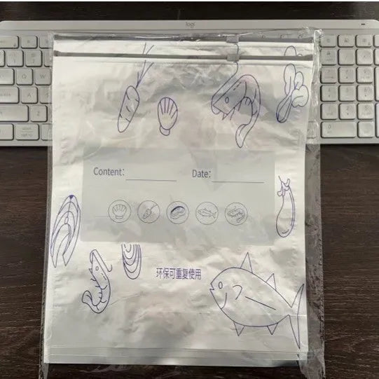 Pack of ten aluminium foil fresh-keeping bags in three sizes: small, medium, and large.