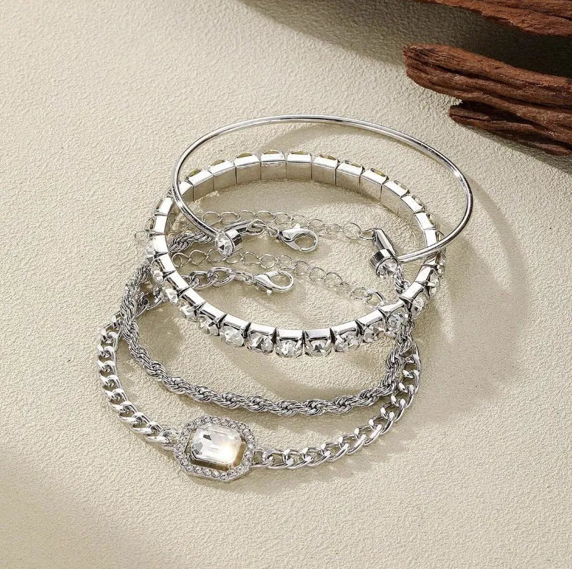 Women's four-piece alloy bracelet set with retro geometric square diamond design in gold or silver colour