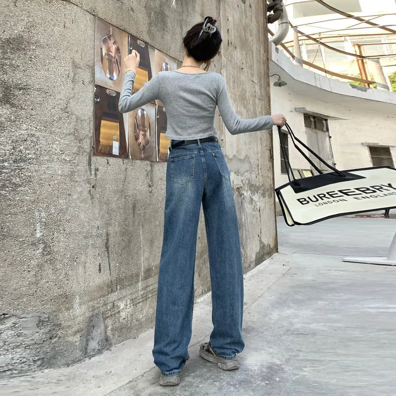 Women's retro straight jeans in cotton denim fabric with high waist design and straight leg cut