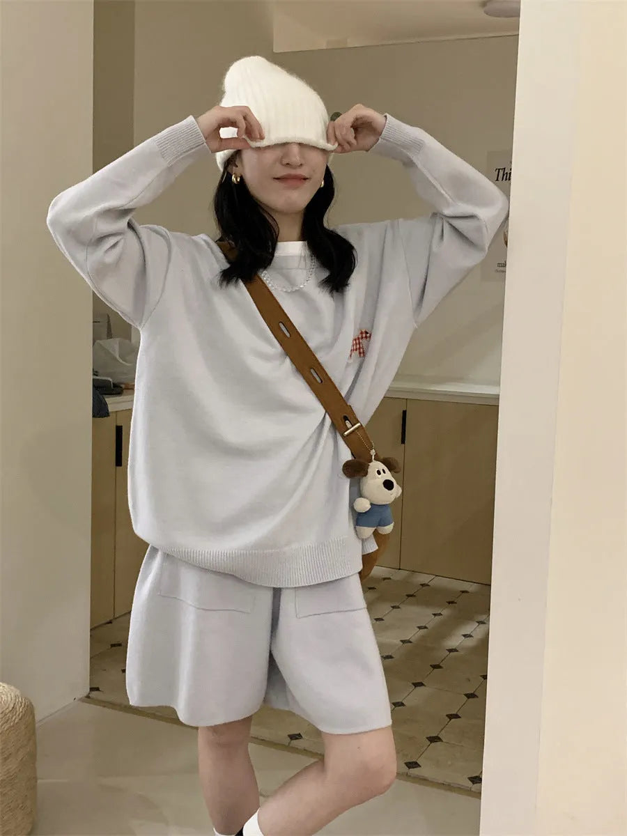 Women's knitted animal pattern shorts suit with embroidery in imitation cashmere