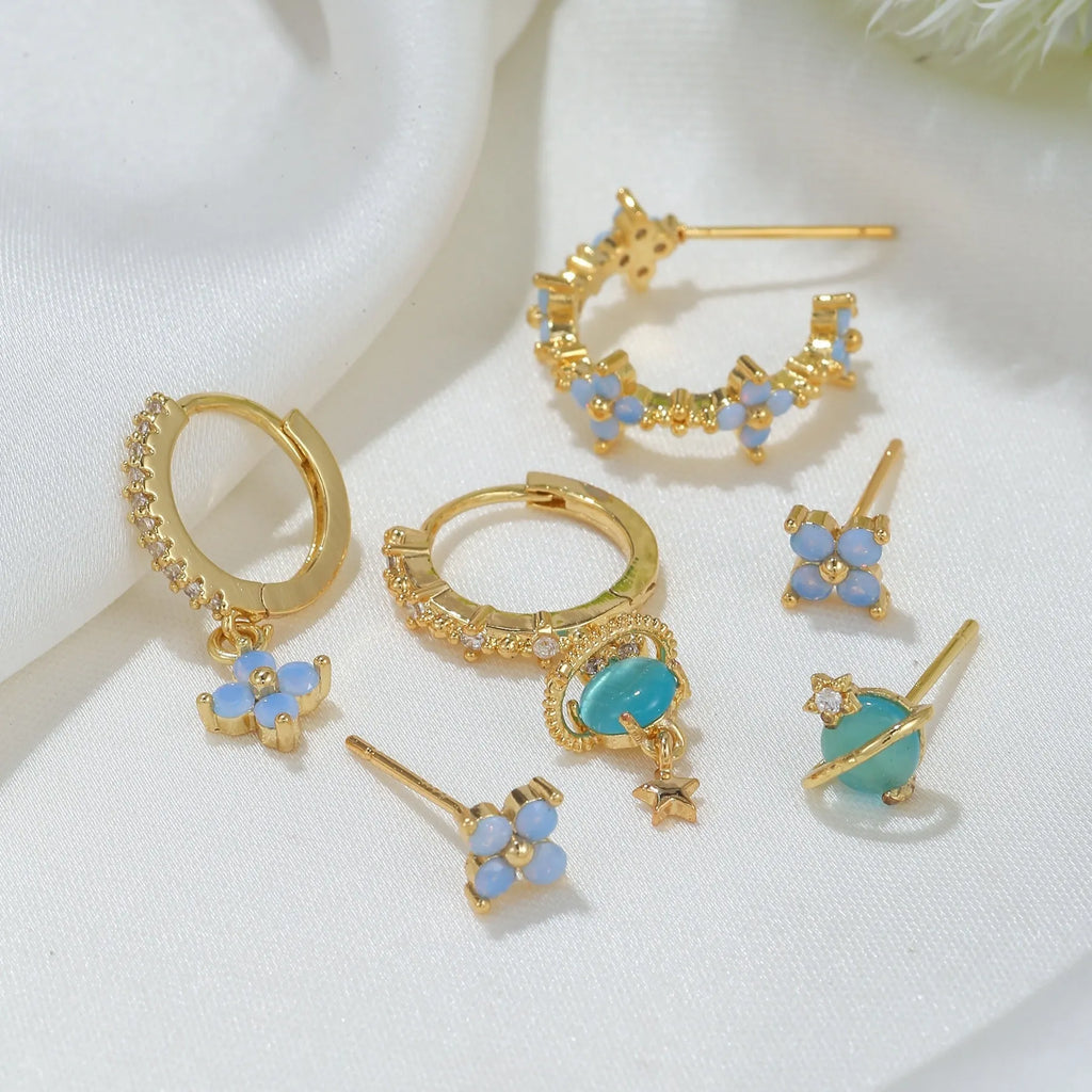 Flower-shaped zircon mosaic ear studs in Japanese Korean style with gold or silver finish