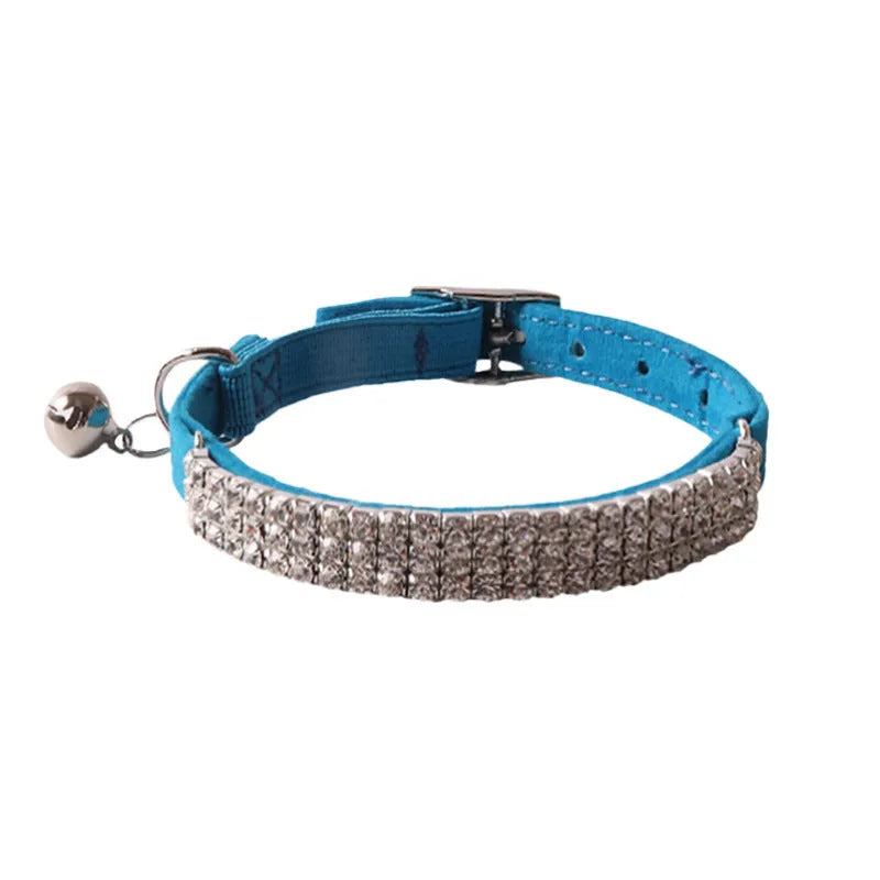 Elastic buckle cat collar in six colours with soft flocking material