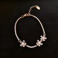 Gold geometric zircon bracelet for women with copper construction and quadrilateral design