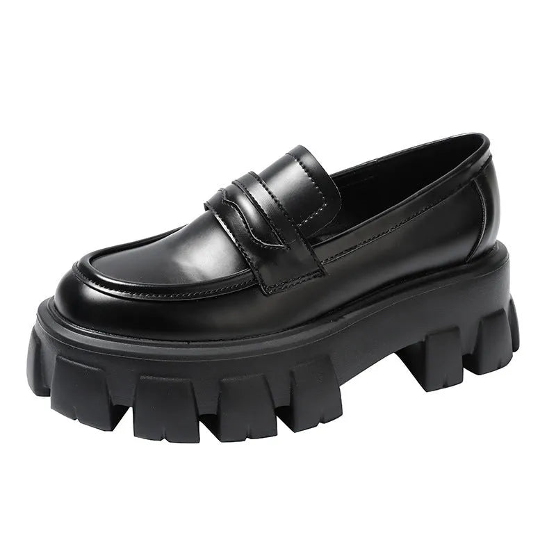 British style wide-fit loafers for fat feet in patent leather and matte finish options with rubber soles