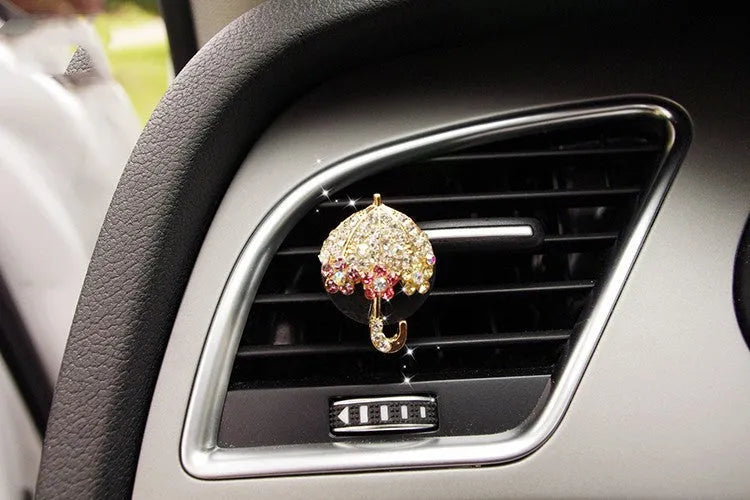 Alloy car fragrance clip with liquid perfume for air vent attachment in decorative designs