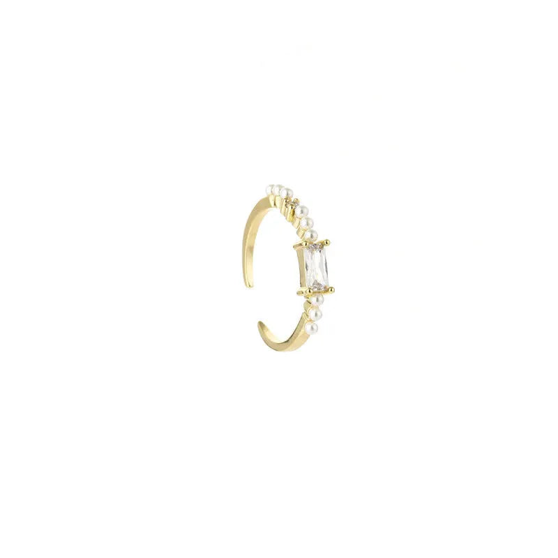 Women's gold-toned square alloy ring with diamond-cut surface and inlaid artificial gemstone on adjustable band
