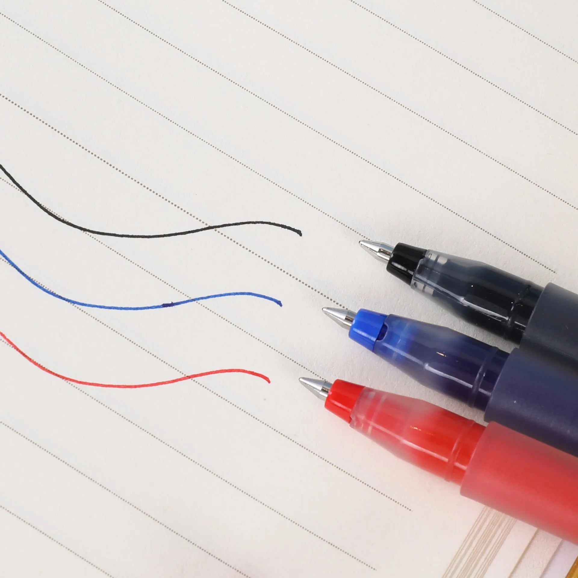 Xiaomi Giant Can Write Gel Pen with 0.5mm black tip and plastic shell