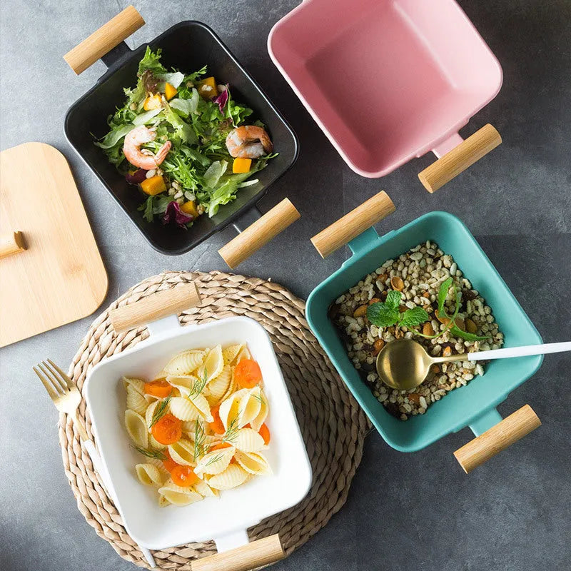 Ceramic bowl with irregular shape and matching lid in heat-resistant porcelain